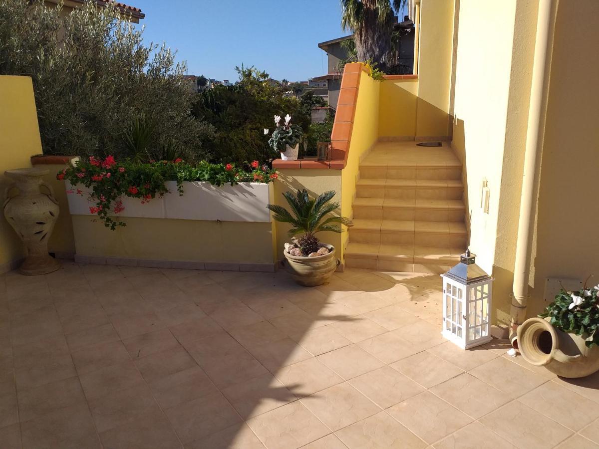 Exclusive Use Swimming Pool Available From June To September Cagliari Bagian luar foto