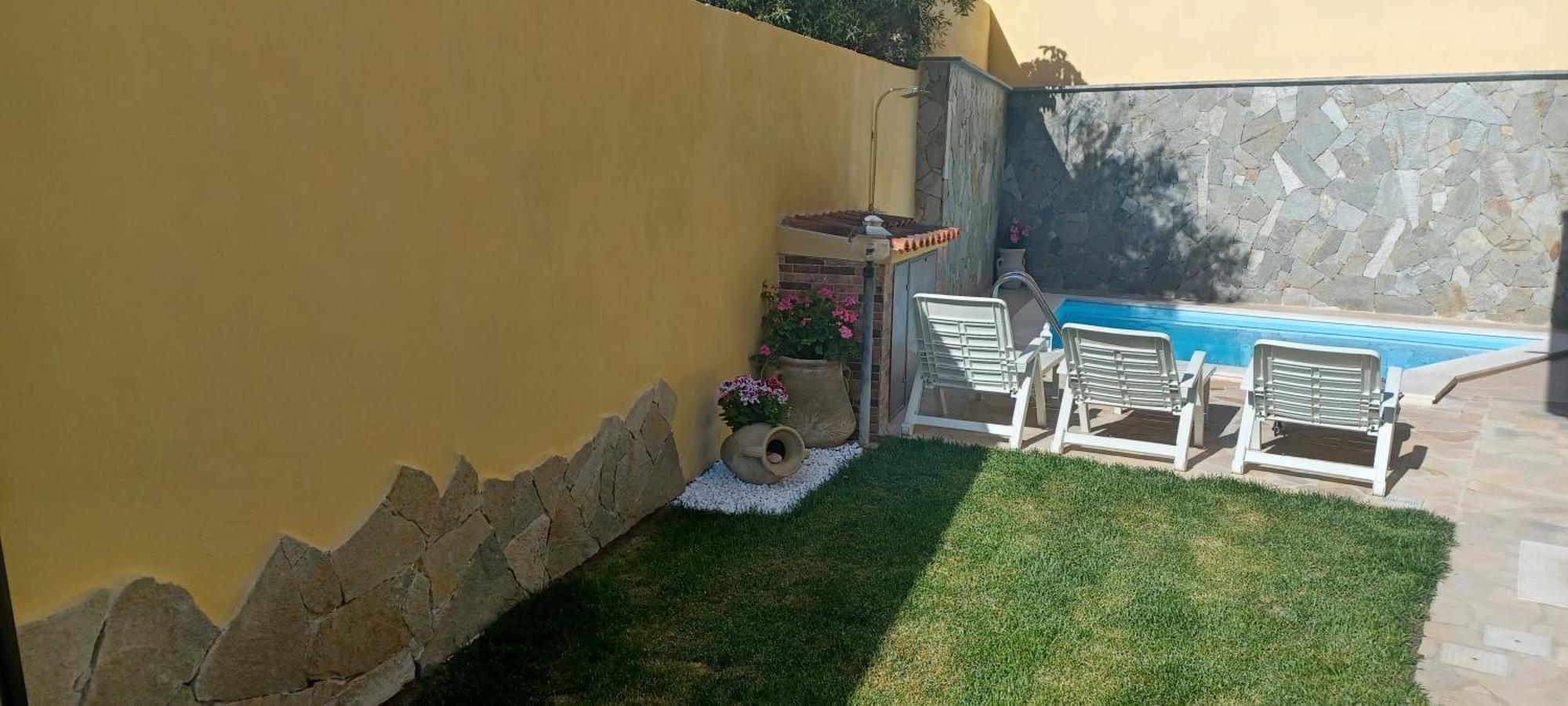 Exclusive Use Swimming Pool Available From June To September Cagliari Bagian luar foto